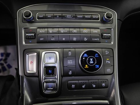 Used 2023 Hyundai Santa Fe Calligraphy image 19