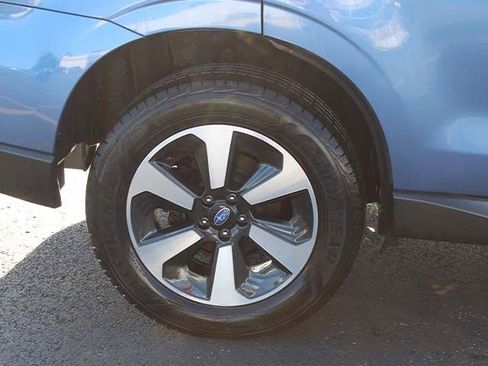 Used 2018 Subaru Forester 2.5i w/ Alloy Wheel Package AWD/4WD image 8