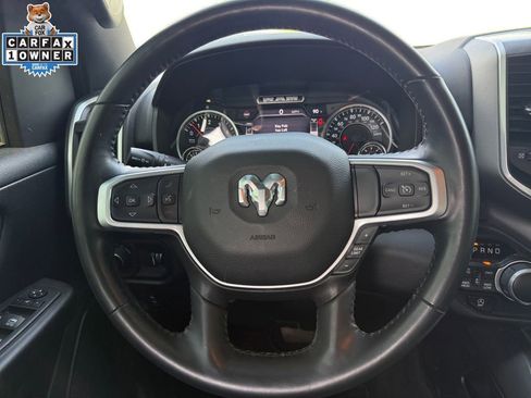 Used 2022 RAM 1500 Big Horn AWD/4WD image 12