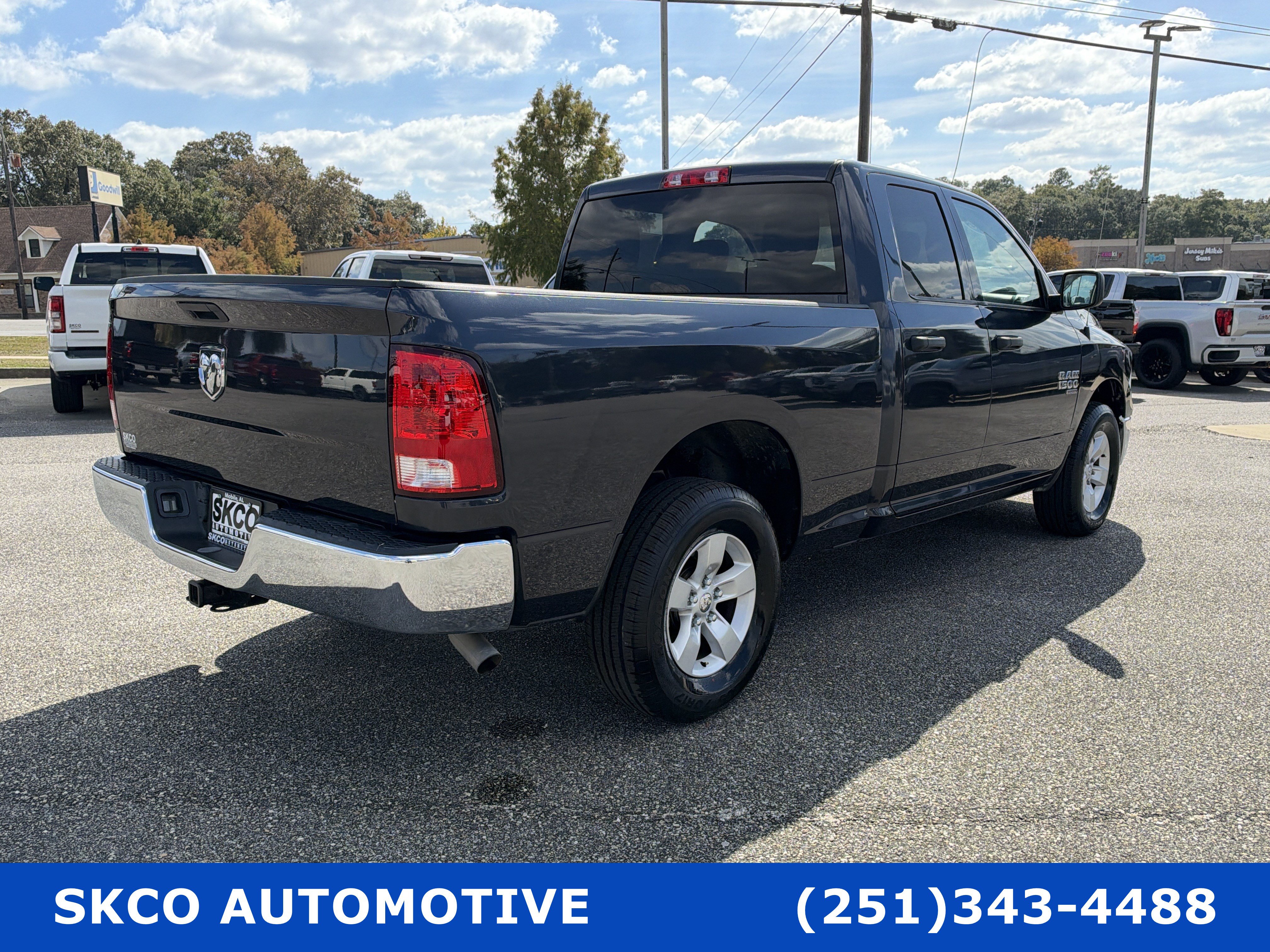 Used 2019 RAM 1500 Tradesman w/ Chrome Plus Package RWD image 5