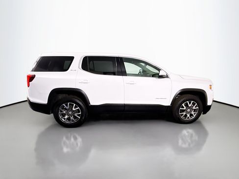 Used 2022 GMC Acadia SLE FWD image 11
