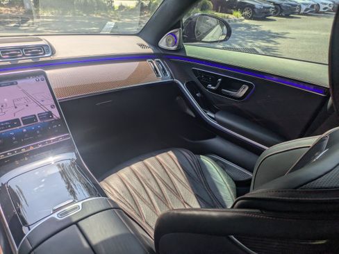Used 2024 Mercedes-Benz S 63 AMG S image 15
