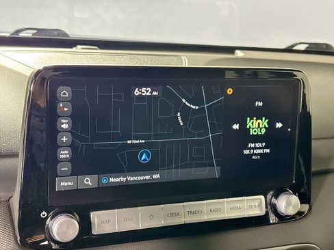 Used 2023 Hyundai Kona SEL image 16