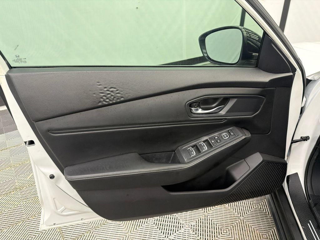 Used 2023 Honda Accord Sport image 11