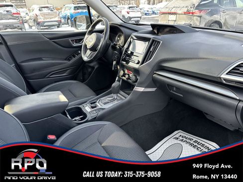 Used 2019 Subaru Forester Premium w/ All-Weather Package image 27
