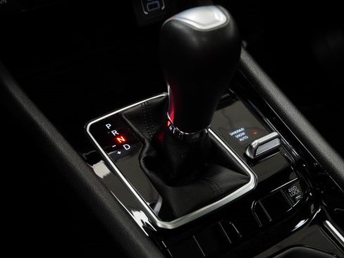 Certified 2023 Jeep Compass High Altitude w/ Driver Assist Group I image 35