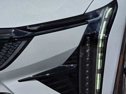 New 2027 Cadillac Optiq Premium Sport RWD image 10