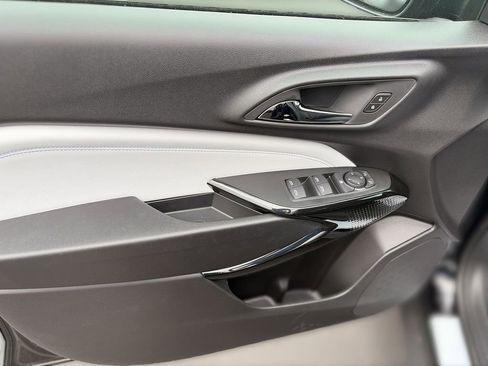 New 2026 Chevrolet Trax LT w/ Driver Confidence Package image 13