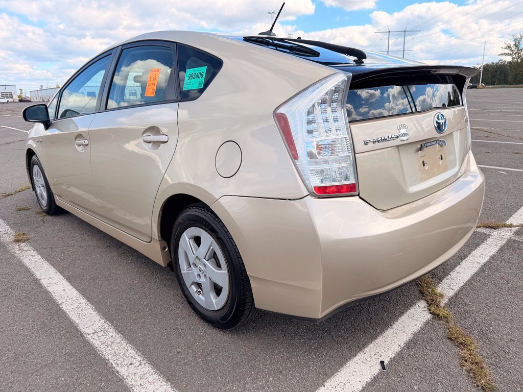 Used 2010 Toyota Prius Three FWD image 3