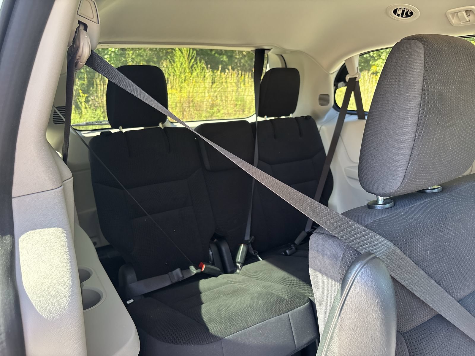 Used 2019 Dodge Grand Caravan SE w/ UConnect Hands-Free Group FWD image 25