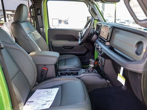 New 2026 Jeep Gladiator Mojave AWD/4WD image 18