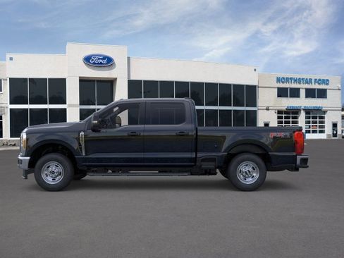 New 2026 Ford F250 XL image 3