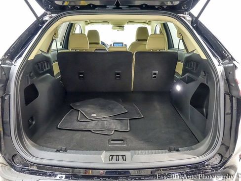 Used 2024 Ford Edge SE w/ Black Appearance Package image 22