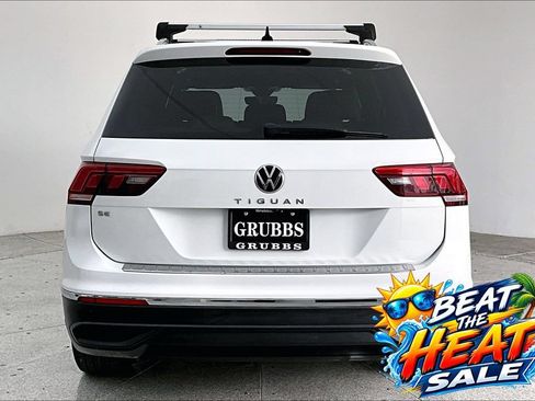Used 2022 Volkswagen Tiguan SE FWD image 4