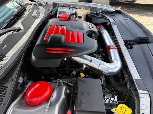 Used 2016 Dodge Challenger SXT RWD image 33