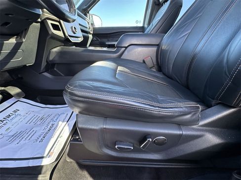 Used 2022 Ford Expedition Max Platinum image 12