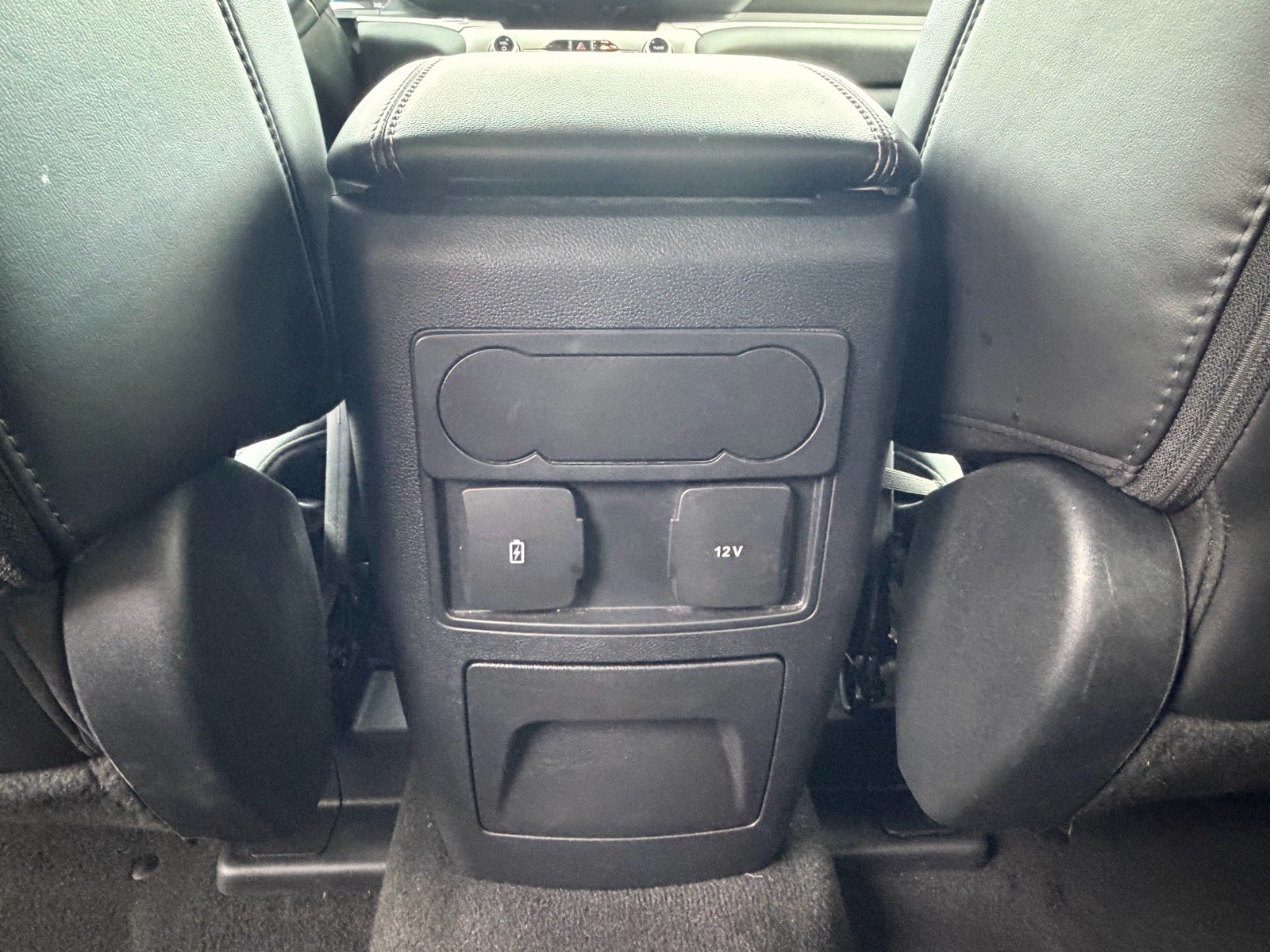 Used 2023 Ford Explorer XLT w/ Equipment Group 202A AWD/4WD image 42
