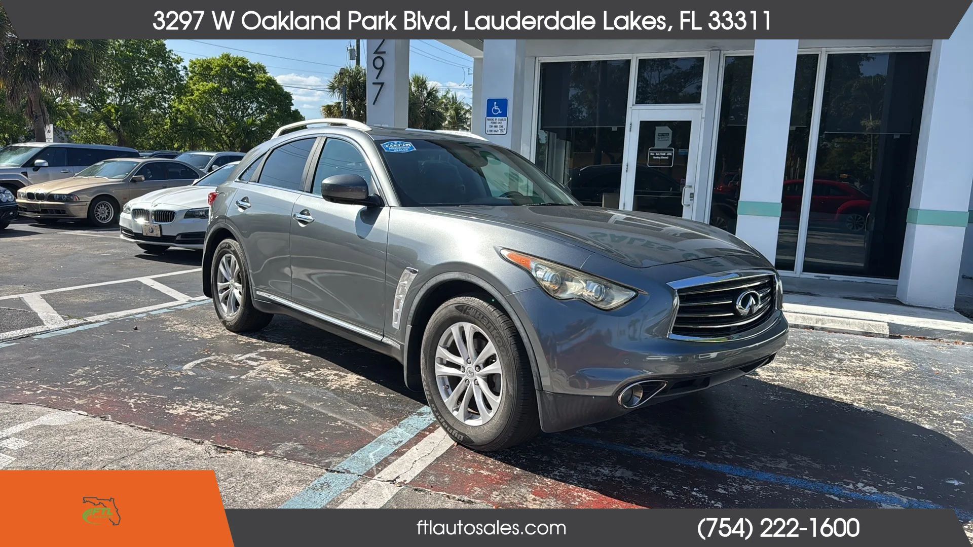 Used 2013 INFINITI FX37 2WD w/ Premium Pkg image 3