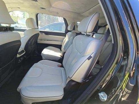 Used 2023 Hyundai Palisade Calligraphy w/ Cargo Package image 9