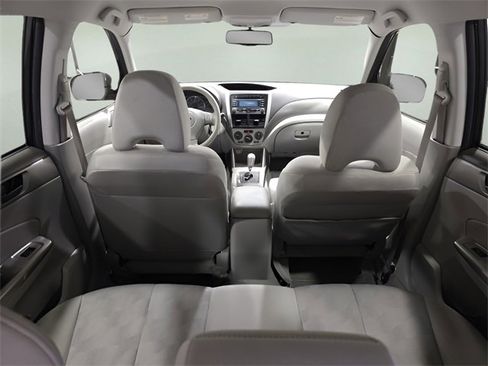 Used 2010 Subaru Forester 2.5X image 15