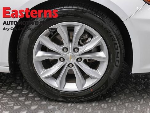 Used 2024 Chevrolet Malibu LT FWD image 31