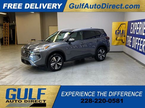 Used 2026 Nissan Rogue SL AWD/4WD image 5