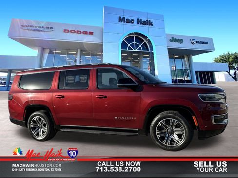 Used 2023 Jeep Wagoneer L Series II image 1