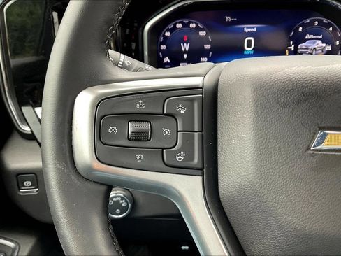 Used 2025 Chevrolet Silverado 1500 LT AWD/4WD image 10