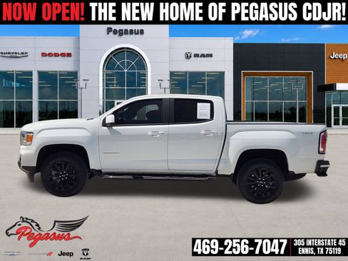 Used 2022 GMC Canyon Elevation w/ Trailering Package AWD/4WD image 3