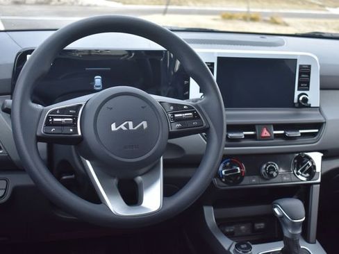 New 2026 Kia Seltos LX image 17