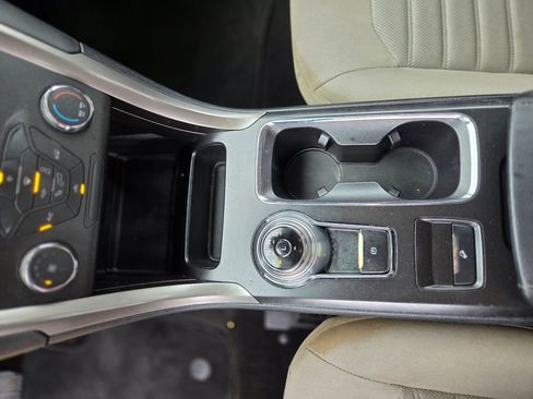 Used 2019 Ford Fusion S FWD image 17