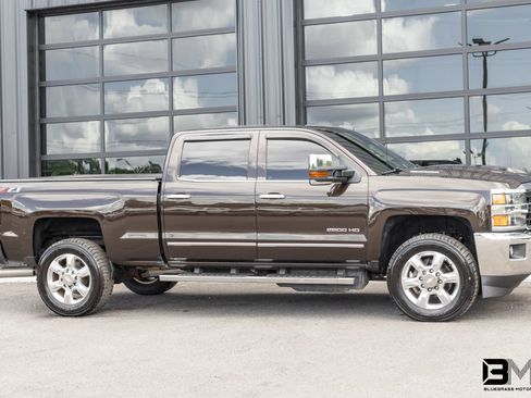 Used 2018 Chevrolet Silverado 2500 LTZ w/ Duramax Plus Package AWD/4WD image 8