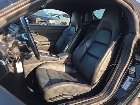 Used 2019 Porsche 718 Boxster S RWD image 7