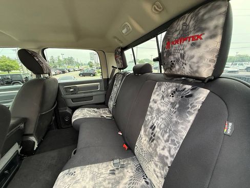 Used 2019 RAM 1500 Classic SLT AWD/4WD image 27