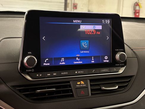 Used 2020 Nissan Altima 2.5 SR w/ Premium Package FWD image 33