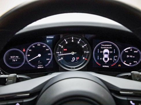 Used 2024 Porsche 911 Carrera S image 14