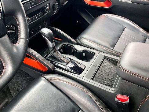 Used 2023 Nissan Frontier PRO-4X w/ Pro-4X Premium Package image 15