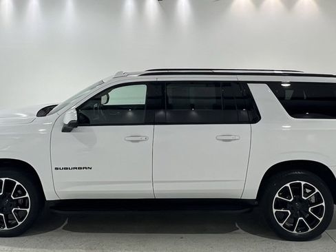 Used 2023 Chevrolet Suburban RST w/ Luxury Package image 1