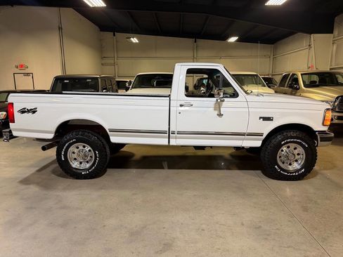 Used 1997 Ford F250 4x4 Regular Cab Heavy Duty image 25