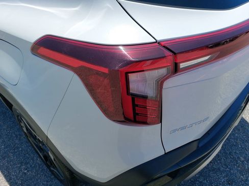 Used 2024 Kia Seltos SX w/ SX Sunroof Package AWD/4WD image 37