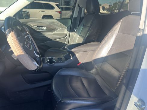 Used 2020 GMC Terrain SLT AWD/4WD image 2