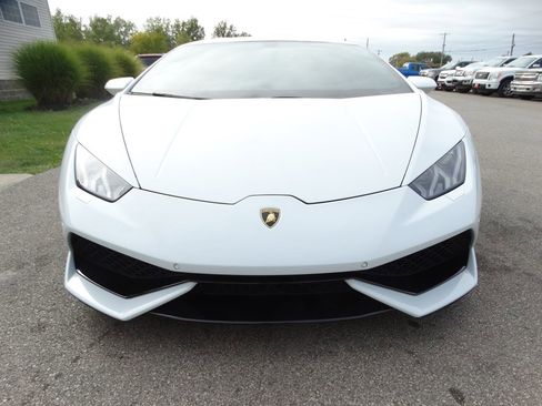 Used 2015 Lamborghini Huracan LP 610-4 image 3