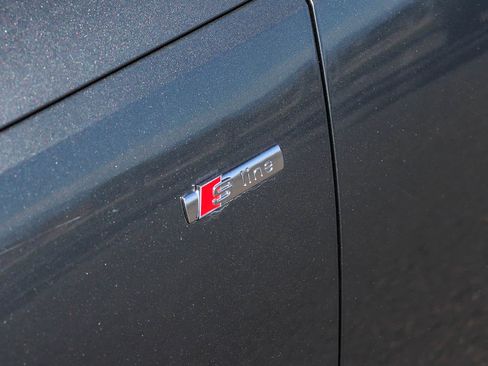 Used 2018 Audi A4 2.0T Ultra Premium Plus image 13