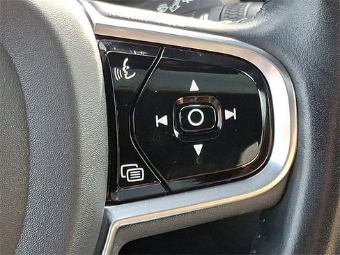 Used 2020 Volvo XC60 T5 Inscription image 22