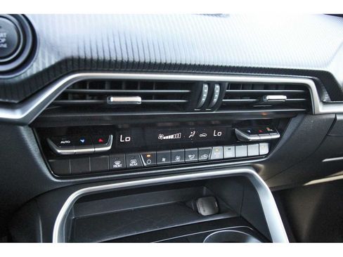 Used 2026 MAZDA CX-90 3.3 Turbo w/ Select Package AWD/4WD image 24