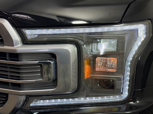 Used 2018 Ford F150 XL w/ Equipment Group 101A Mid AWD/4WD image 12