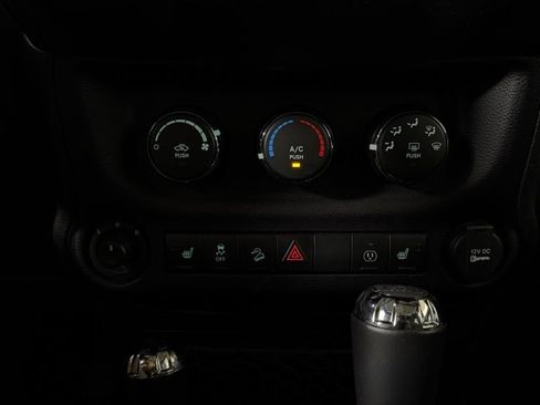Used 2016 Jeep Wrangler Unlimited Sahara w/ Max Tow Package AWD/4WD image 21