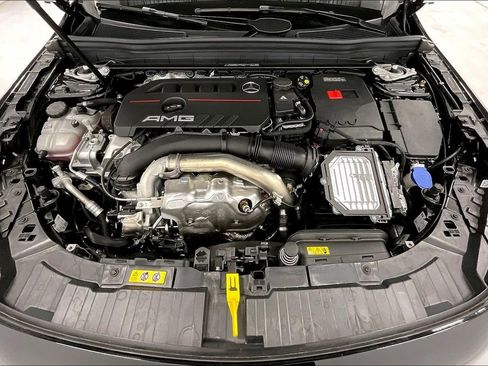 New 2026 Mercedes-Benz GLB 35 AMG 4MATIC image 16