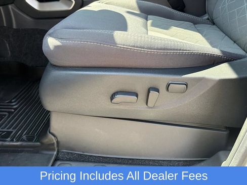 Certified 2025 Nissan Frontier SV AWD/4WD image 18