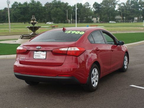 Used 2016 Kia Forte LX FWD image 12